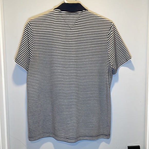 Tommy Hilfiger Polo Shirt Like New - Picture 4 of 6